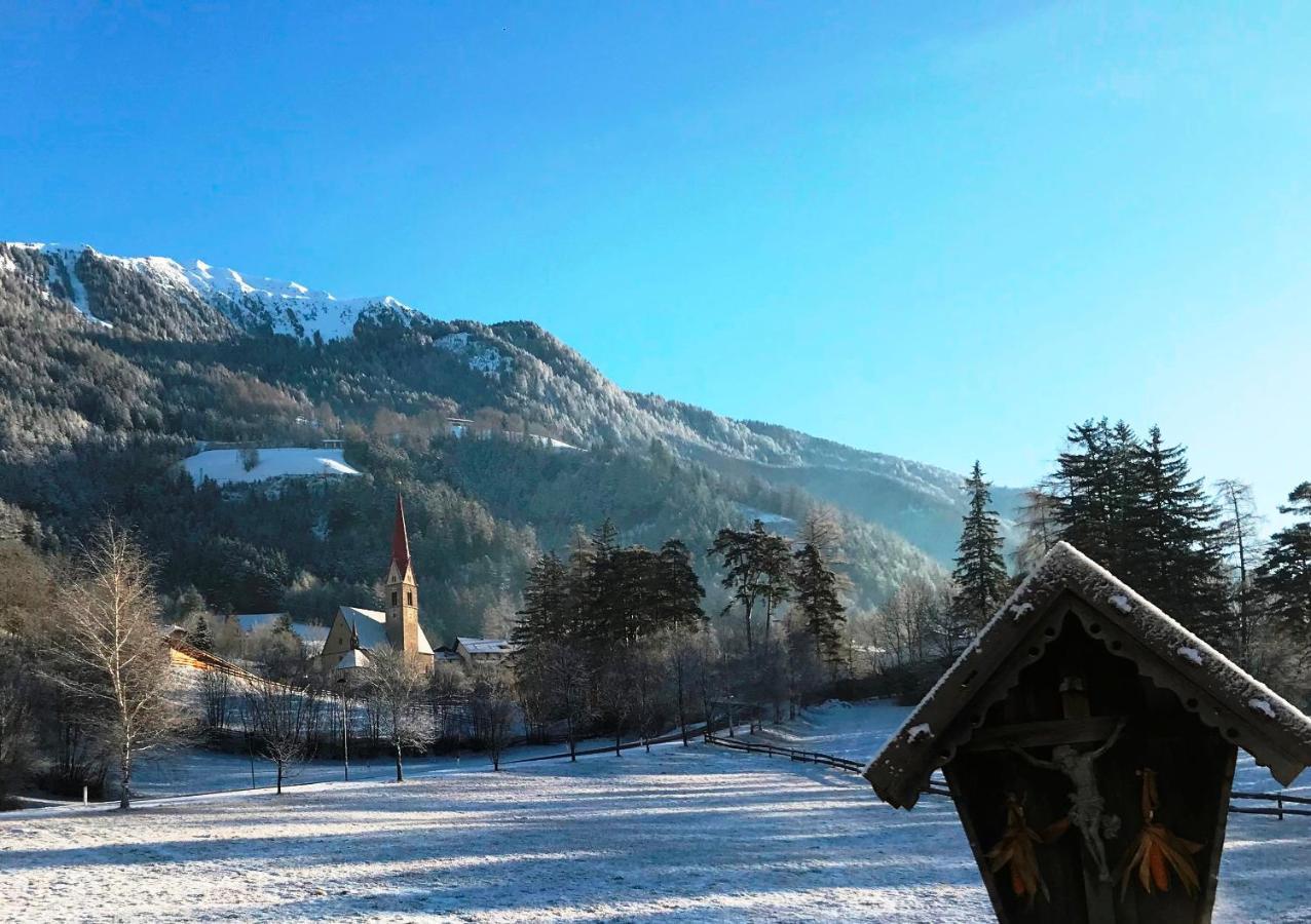 Historic Guesthouse Bircher B&B Apartments Near Sterzing Campo di Trens Luaran gambar